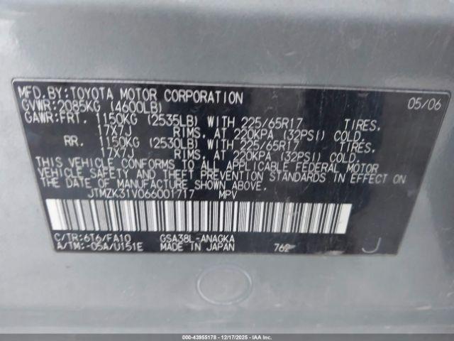 Toyota RAV4 Limited V6 Image 11