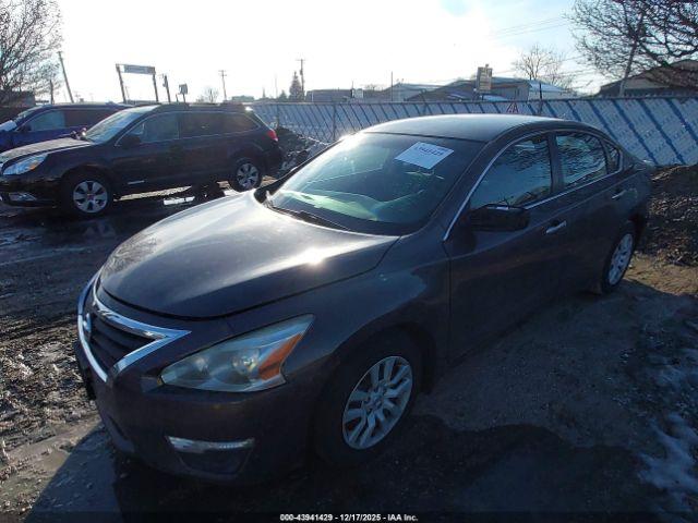 Nissan Altima 2.5 S Image 2
