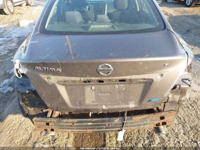 Nissan Altima 2.5 S Image 4