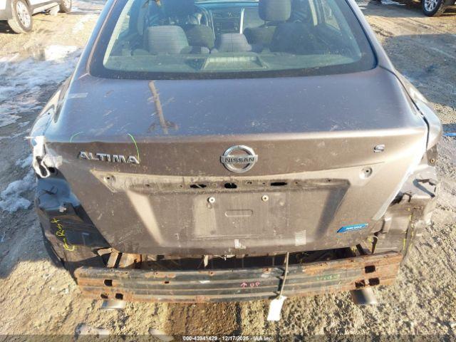 Nissan Altima 2.5 S Image 4