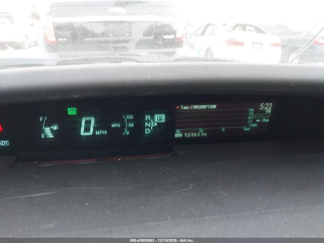 Toyota Prius Four Image 10