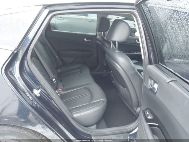 Kia Optima Ex Image 8