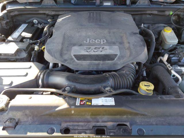 Jeep Wrangler Rubicon 10th Anniversary Image 12