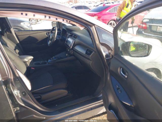 Nissan LEAF Sv 40 Kwh Image 5