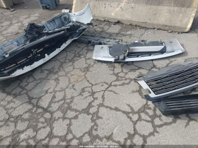 Land Rover Range Rover P400 Se Image 14